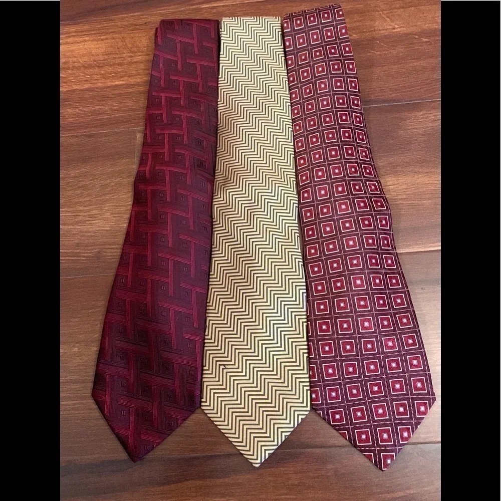 BUNDLE of 3 CARLOS DEVENEZIA Silk Handmade Neckties